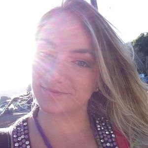 Meet your Posher, Laurel